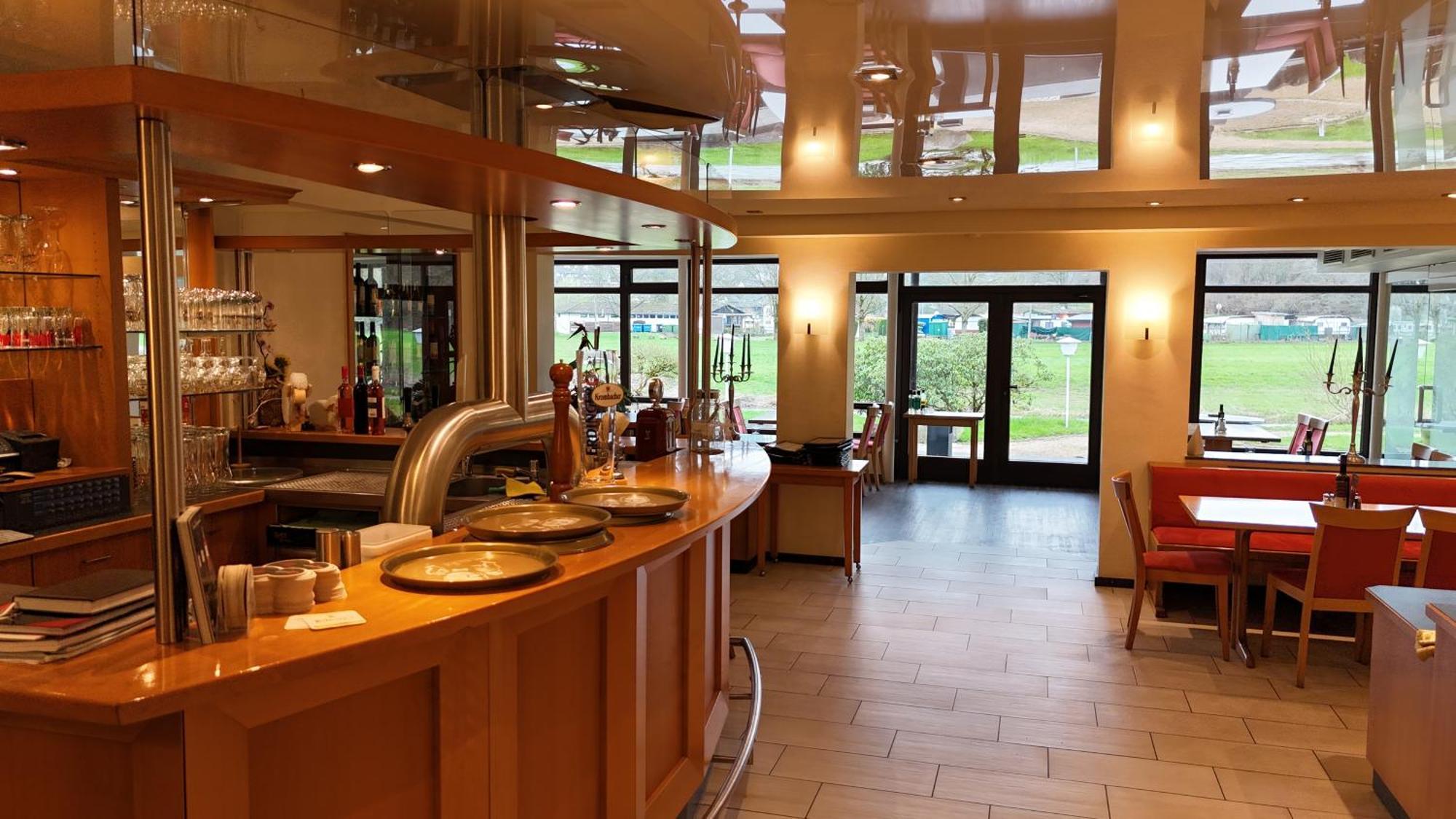 Strand-cafe Roßbach