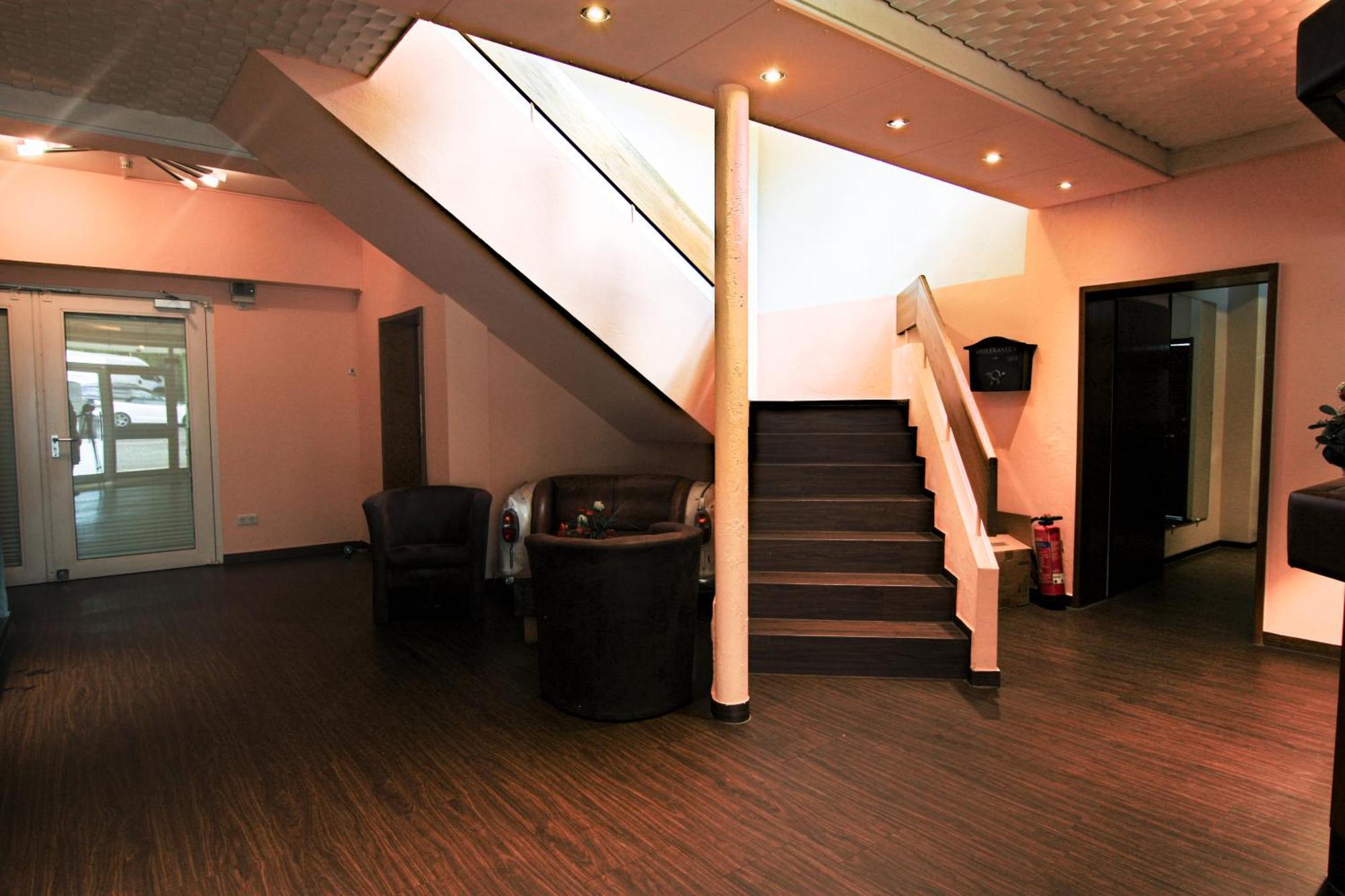 Strand-cafe Hotel 3*